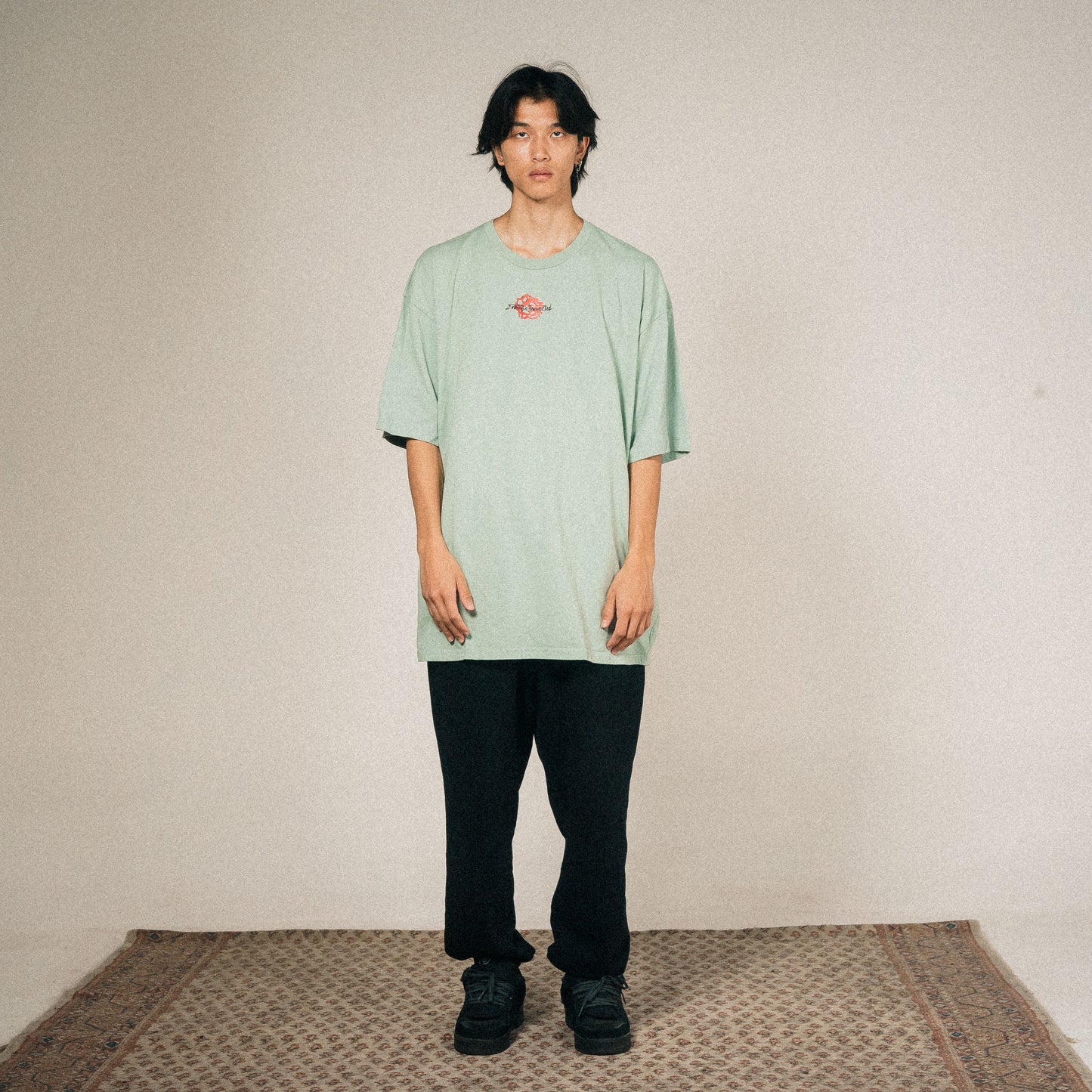 T-shirt Connected