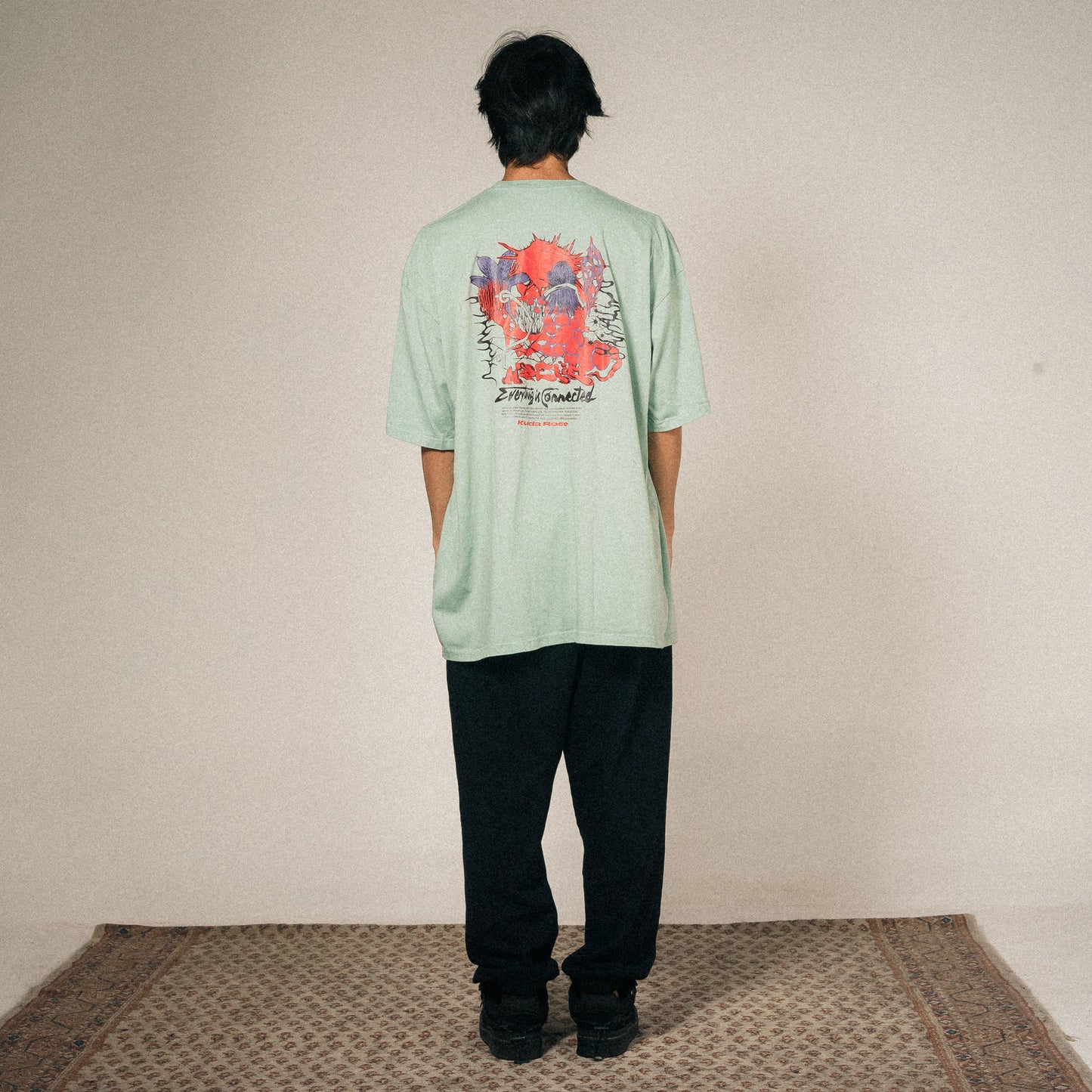 T-shirt Connected