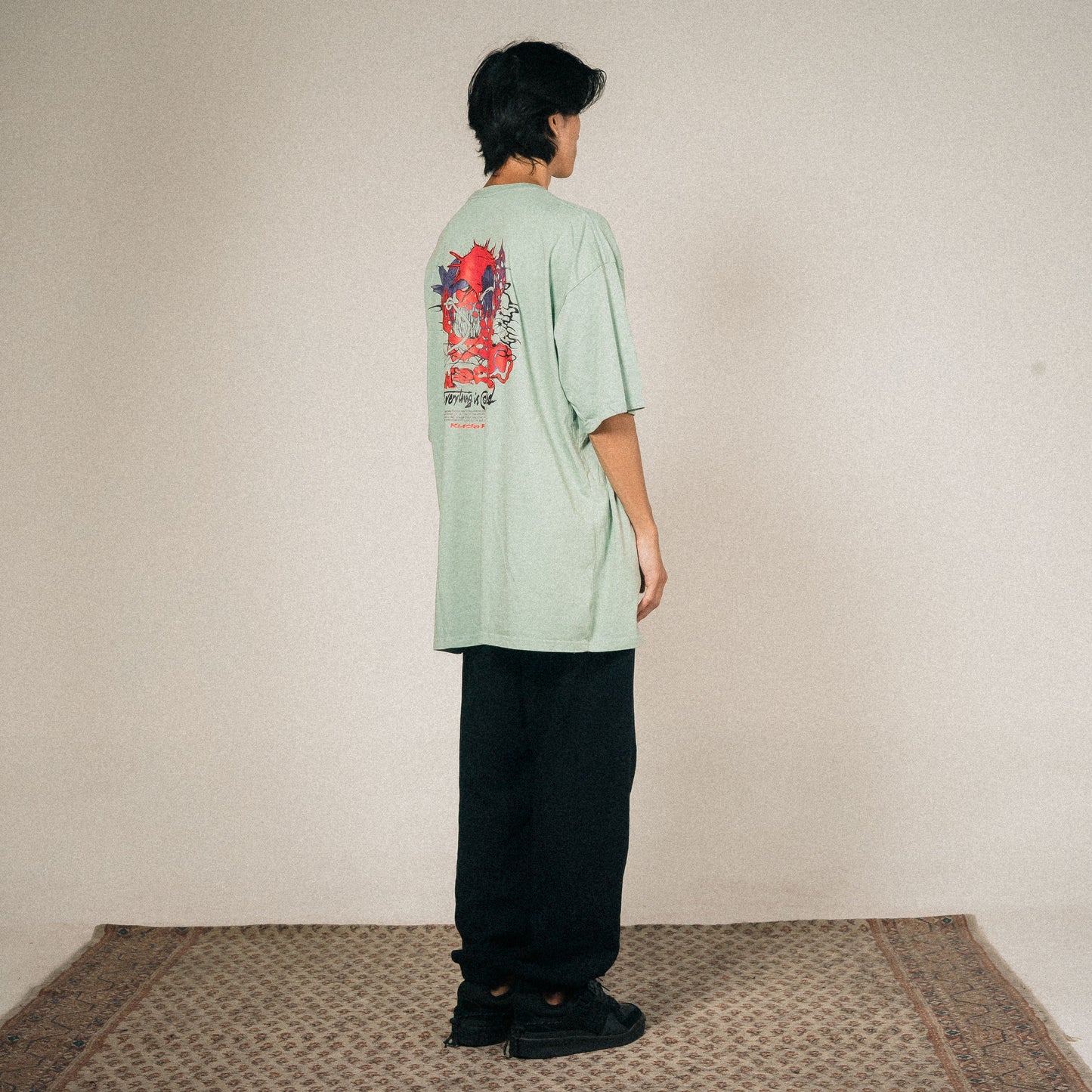 T-shirt Connected