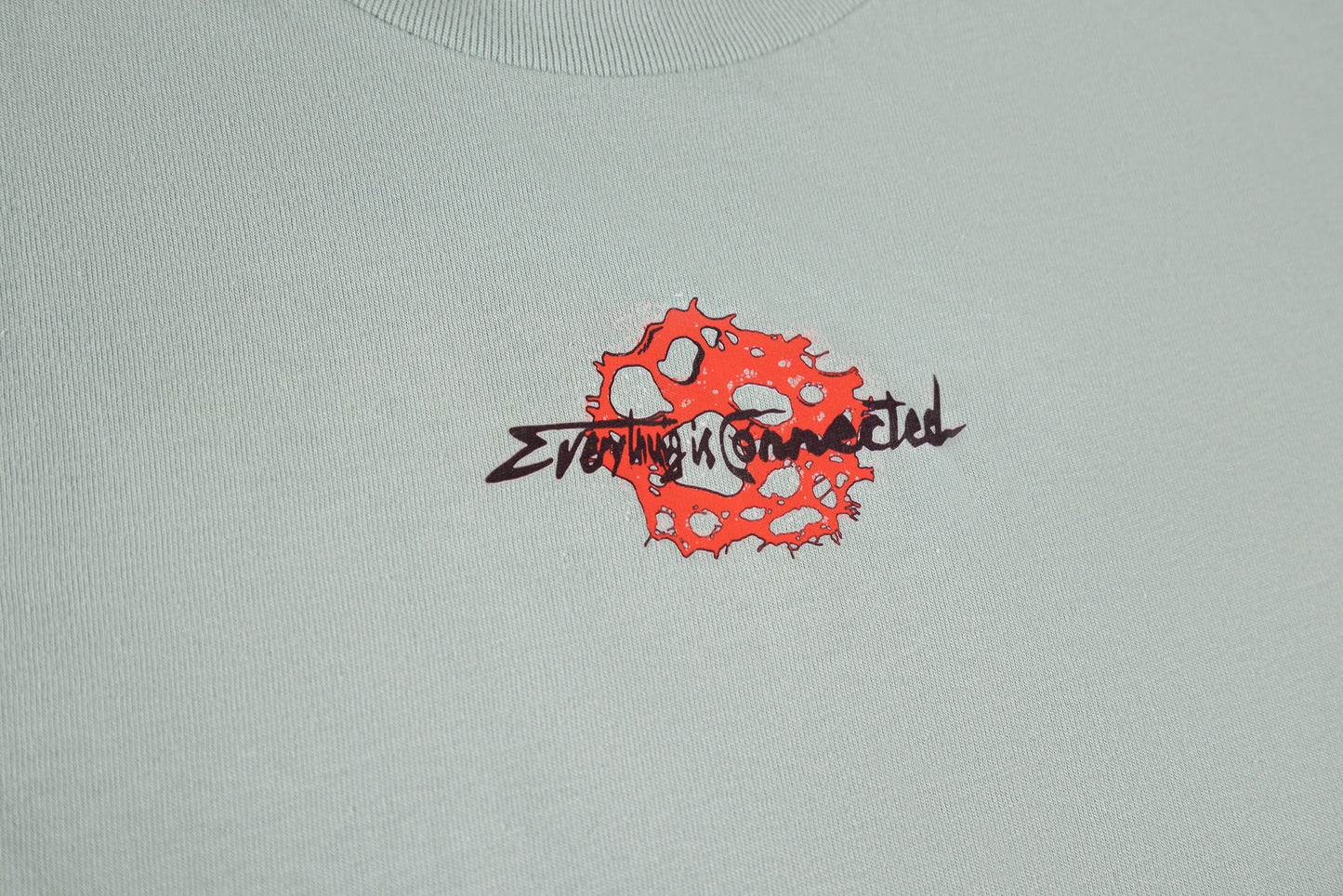 T-shirt Connected