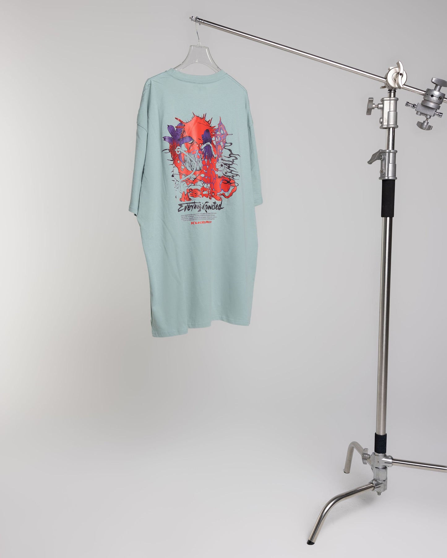 T-shirt Connected