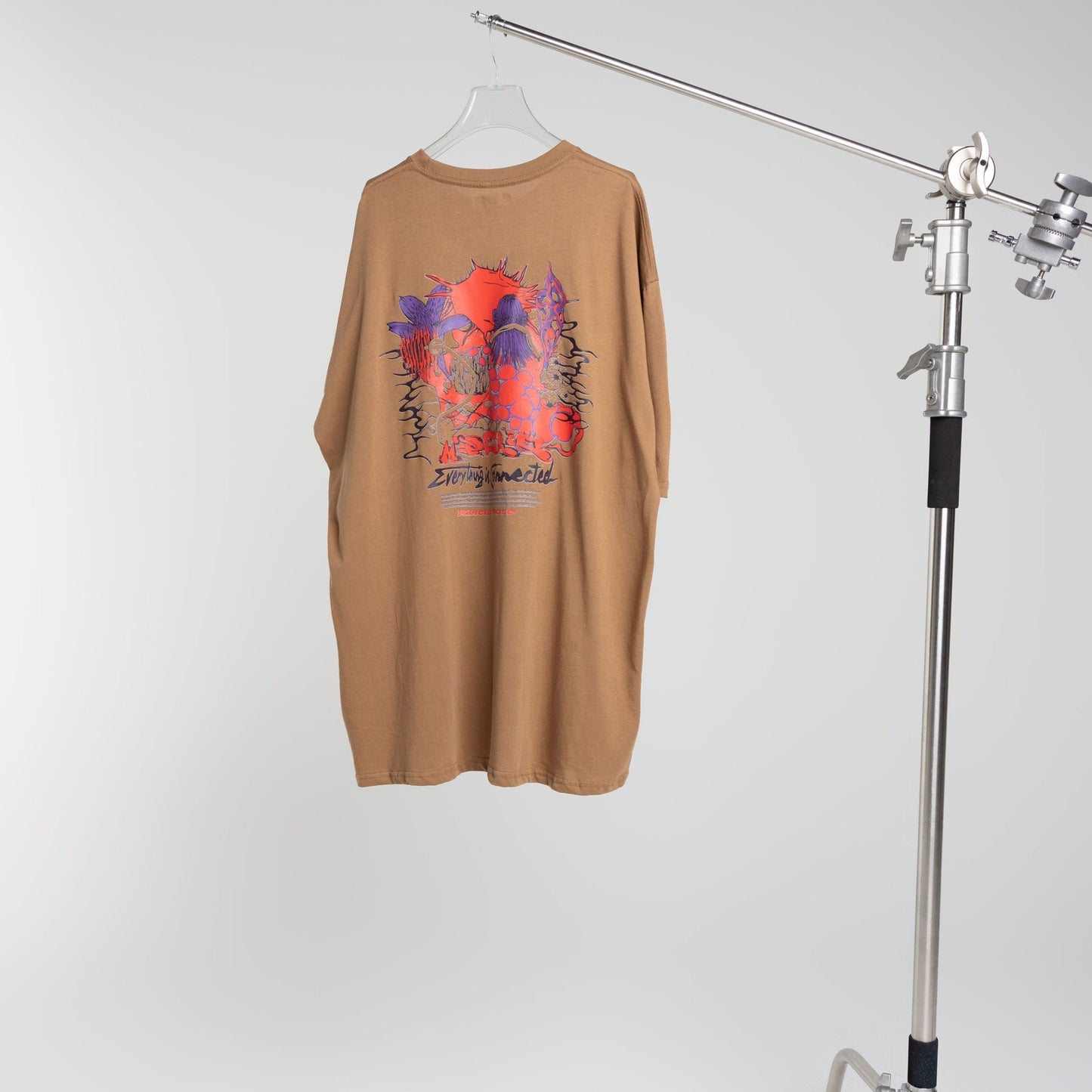 T-shirt Connected